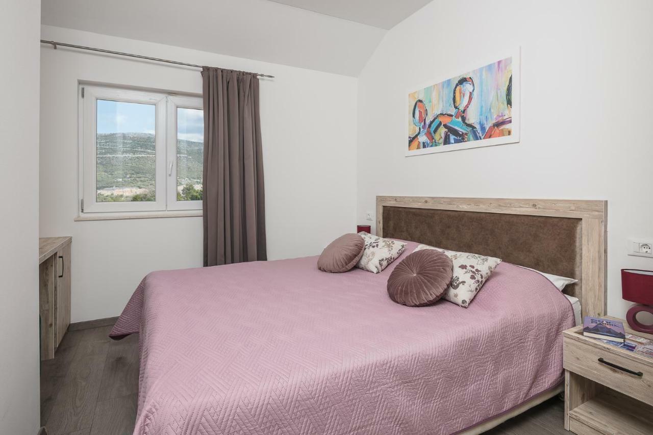 Apartman Sky & *
